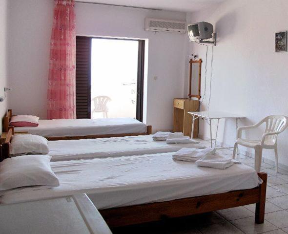 كريوبيجي Skentos Hotel المظهر الخارجي الصورة